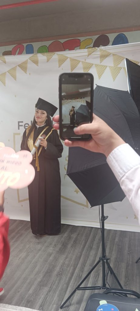 DyN Producciones - Estudios fotográficos previos a la ceremonia de graduación