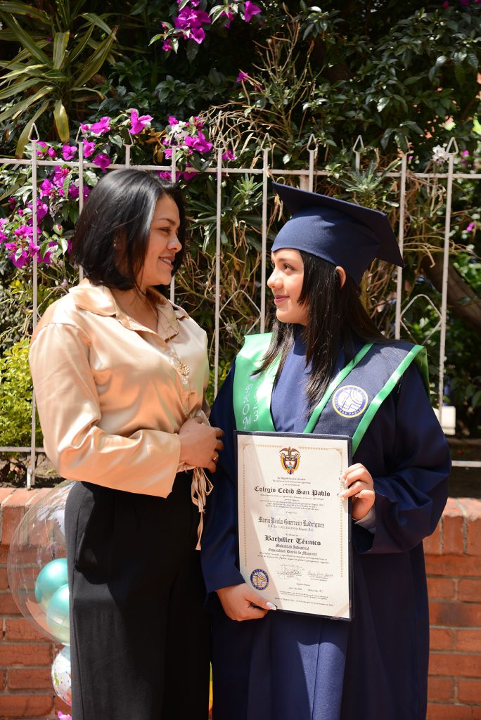 DyN Producciones - Fotografía de ceremonias de graduación