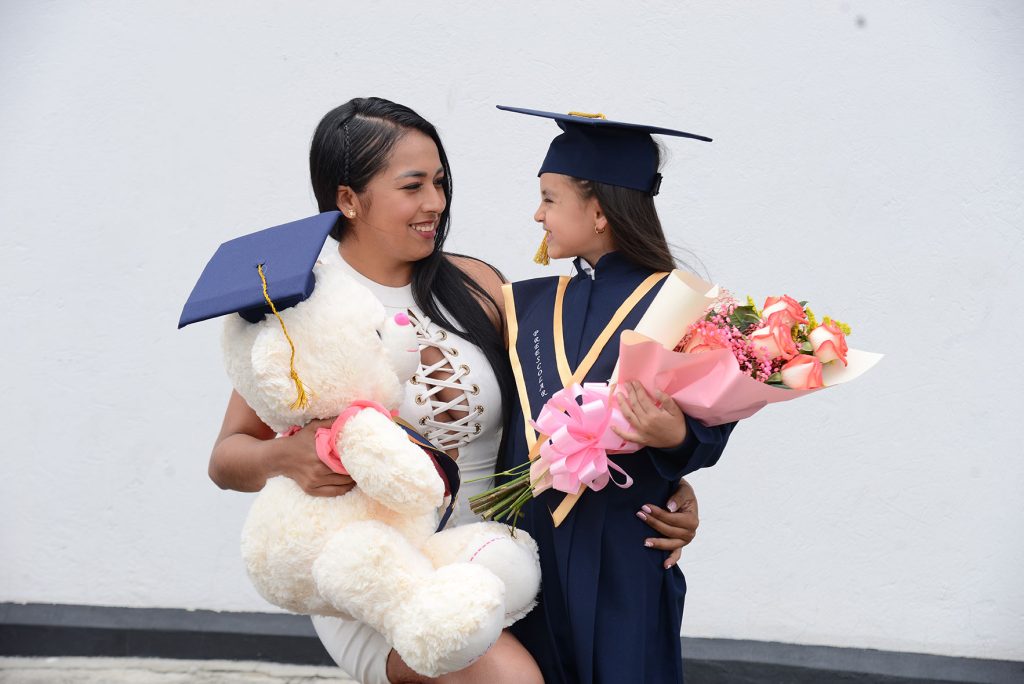 DyN Producciones - Fotografía de ceremonias de graduación